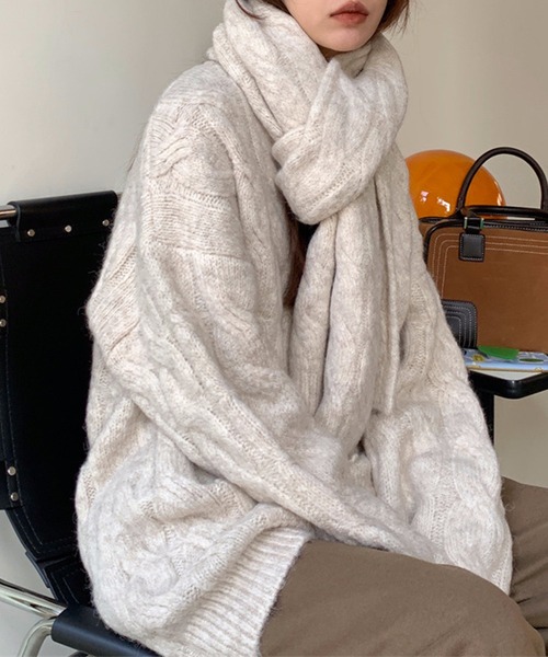 aimoha(アイモハ)の「ボリューム満点ニットマフラー+ゆったりセーターセット (AW)(セットアップ・レディース・ベージュ/ブラウン・FREE)」の2枚目の写真