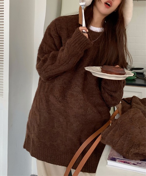 aimoha(アイモハ)の「ボリューム満点ニットマフラー+ゆったりセーターセット (AW)(セットアップ・レディース・ベージュ/ブラウン・FREE)」の3枚目の写真