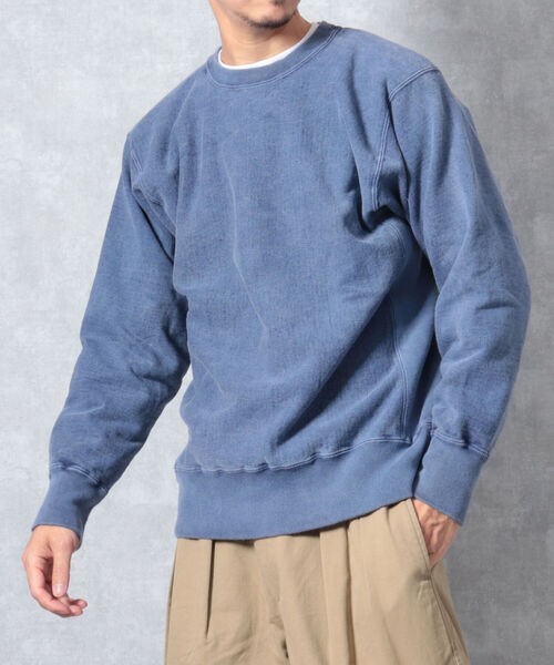 BARNS OUTFITTERS(バーンズアウトフィッターズ)の「【WEB限定】【BARNS OUTFITTERS】90’s CREW SWEAT SOLID(スウェット・メンズ・ベージュ/レッド/インディゴブルー・MEDIUM/LARGE)」の3枚目の写真