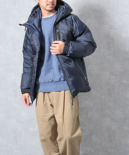 BARNS OUTFITTERS(バーンズアウトフィッターズ)の「【WEB限定】【BARNS OUTFITTERS】90’s CREW SWEAT SOLID(スウェット・メンズ・ベージュ/レッド/インディゴブルー・MEDIUM/LARGE)」の11枚目の写真