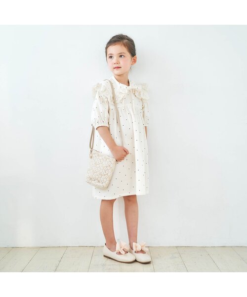 apres les cours（アプレレクール）の「シフォンリボンパンプス_アプレレクールマシェリ（パンプス・キッズ・ベージュ/アイボリー・15 /20/18/17/19/14/16）」の4枚目の写真