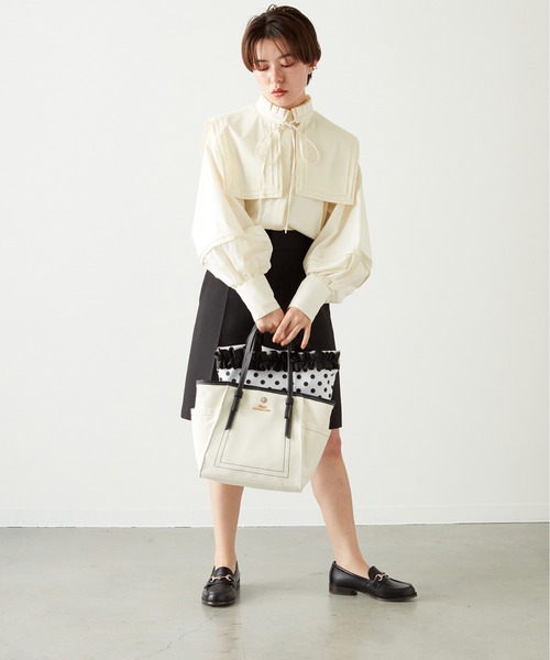 LITTLE ACCESSORIES（リトルアクセサリーズ）の「フリルのバッグイン付き３WAYトートバッグ（トートバッグ・レディース・ホワイト/グレー/ベージュ・フリー）」の21枚目の写真