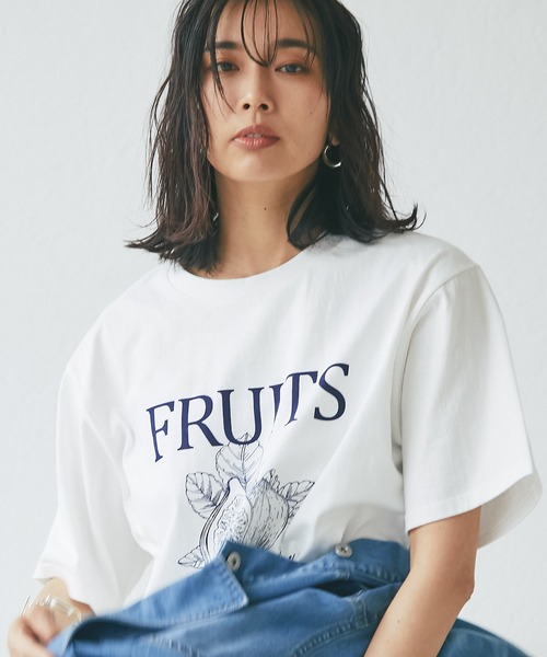 RIVE DROITE（リヴドロワ）の「WEB限定/FRUITS プリントTシャツ（Tシャツ/カットソー・レディース・ホワイト/ネイビー・FREE）」の7枚目の写真