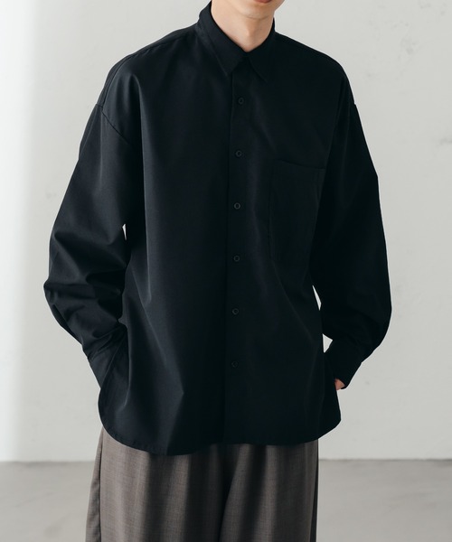 epnok（エプノック）の「ラウンドスリットルーズシャツ（シャツ/ブラウス・メンズ・ブラック/オフホワイト/サックスブルー/ライトグリーン/グレイッシュベージュ・SMALL/MEDIUM/LARGE）」の2枚目の写真