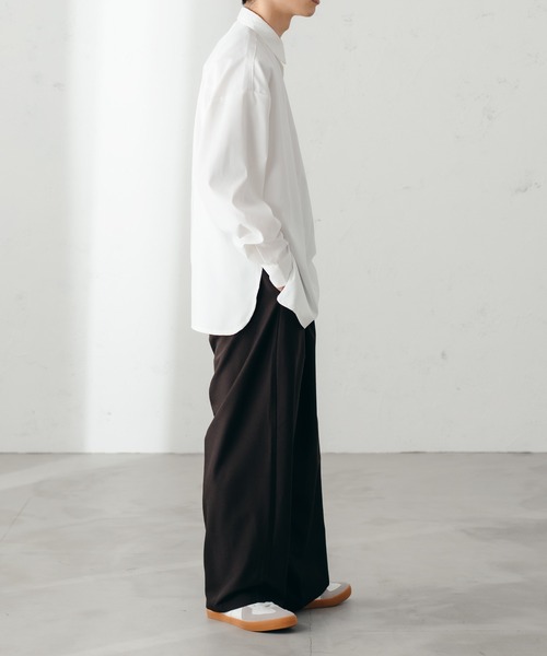 epnok（エプノック）の「ラウンドスリットルーズシャツ（シャツ/ブラウス・メンズ・ブラック/オフホワイト/サックスブルー/ライトグリーン/グレイッシュベージュ・SMALL/MEDIUM/LARGE）」の14枚目の写真