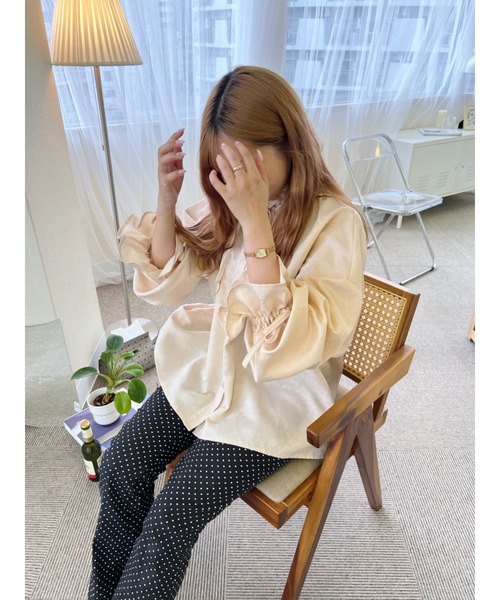 JUMELLE(ジュメロ)の「ジャガードブラウス(シャツ/ブラウス・レディース・ベージュ・FREE)」の6枚目の写真