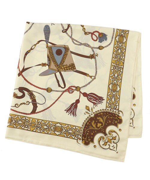 OPAQUE.CLIP（オペークドットクリップ）の「◆ヴィンテージ風ポリエステル大判スカーフ（バンダナ/スカーフ・レディース・ホワイト系5/ベージュ系その他5/ネイビー系2・00）」の3枚目の写真