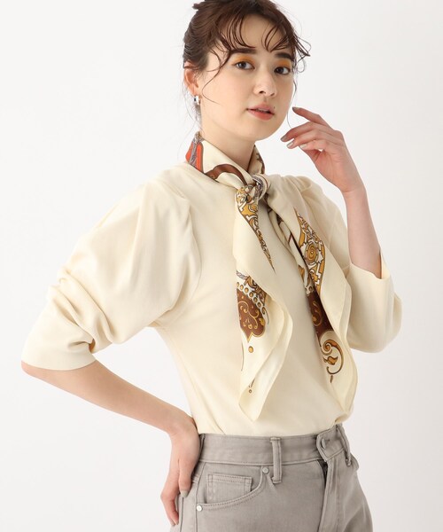 OPAQUE.CLIP（オペークドットクリップ）の「◆ヴィンテージ風ポリエステル大判スカーフ（バンダナ/スカーフ・レディース・ホワイト系5/ベージュ系その他5/ネイビー系2・00）」の7枚目の写真