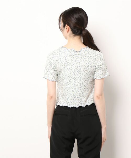 Clice de Paris（クリシェドゥパリス）の「お花のメローTEE（Tシャツ/カットソー・レディース・パープル/ブルー・ONESIZE）」の3枚目の写真