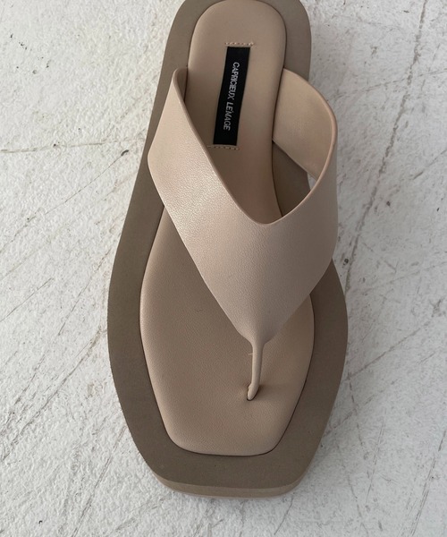 CAPRICIEUX LE'MAGE（カプリシューレマージュ）の「厚底トングサンダル（サンダル・レディース・ブラック/ベージュ・37/38）」の7枚目の写真