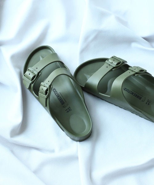 BIRKENSTOCK(ビルケンシュトック)の「BIRKENSTOCK / Arizona EVA(サンダル・メンズ・ブラック/オリーブ・40/39/41/42/43)」の17枚目の写真