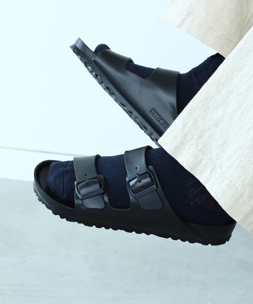 BIRKENSTOCK(ビルケンシュトック)の「BIRKENSTOCK / Arizona EVA(サンダル・メンズ・ブラック/オリーブ・40/39/41/42/43)」の13枚目の写真