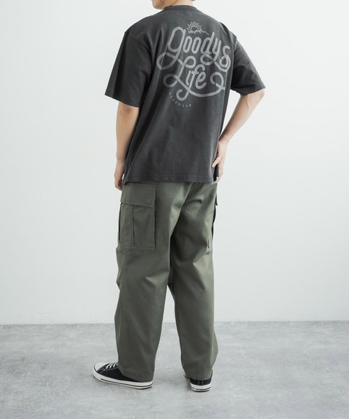 KRIFF MAYER（クリフメイヤー）の「KRIFF MAYER クリフメイヤー オーバーサイズ ヘビーオンスピグメントTシャツ（Tシャツ/カットソー・メンズ・チャコールグレー/ベージュ/ネイビー/オフホワイト/サックスブルー/グリーン/チャコール/ホワイト系/ホワイト系1・L/XL/M）」の12枚目の写真