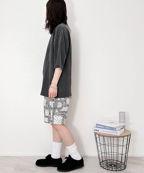 Ritzy（リッツィー）の「ツイルペイズリープリント シェフショートパンツ（その他パンツ・メンズ・ホワイト/ブラック・MEDIUM/LARGE/X-LARGE/SMALL）」の4枚目の写真