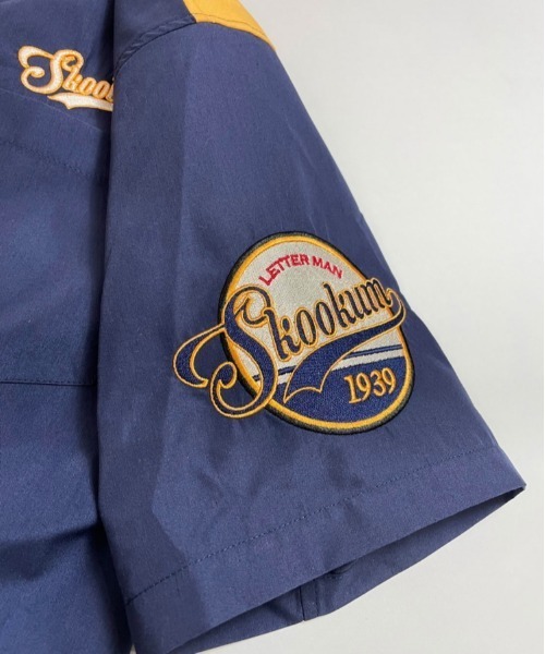 SKOOKUM（スクーカム）の「SKOOKUM / スクーカム ×JEオックス刺繍&ワッペンSSシャツ（シャツ/ブラウス・メンズ・ホワイト/ネイビー/グリーン・M/L）」の9枚目の写真