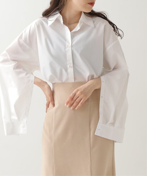 RAY CASSIN（レイカズン）の「スリーブオープンシャツ（シャツ/ブラウス・レディース・オフホワイト/グリーン系/ブルー系・FREE）」の2枚目の写真