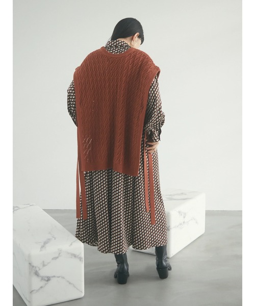 armonia(アルモニーア)の「armonia.柄ニットベスト(ベスト・レディース・ネイビー/バーガンディー/ベージュ・FREE)」の9枚目の写真