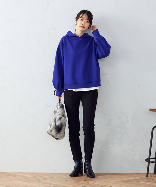 COMME CA ISM（コムサイズム）の「ダンボールニット　パーカー（パーカー・レディース・ブラック/ブルー/ライトイエロー/グレイッシュベージュ・LARGE/MEDIUM）」の12枚目の写真