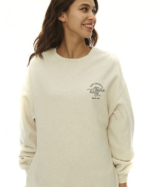 BILLABONG(ビラボン)の「BILLABONG レディース LOGO SWEAT ONE PIECE スウェットワンピース 【2022年秋冬モデル】ビラボン(ワンピース・レディース・ブラック/ブラウン/オフホワイト・MEDIUM/LARGE)」の6枚目の写真