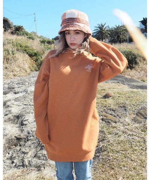 BILLABONG(ビラボン)の「BILLABONG レディース LOGO SWEAT ONE PIECE スウェットワンピース 【2022年秋冬モデル】ビラボン(ワンピース・レディース・ブラック/ブラウン/オフホワイト・MEDIUM/LARGE)」の16枚目の写真