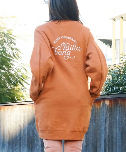 BILLABONG(ビラボン)の「BILLABONG レディース LOGO SWEAT ONE PIECE スウェットワンピース 【2022年秋冬モデル】ビラボン(ワンピース・レディース・ブラック/ブラウン/オフホワイト・MEDIUM/LARGE)」の20枚目の写真