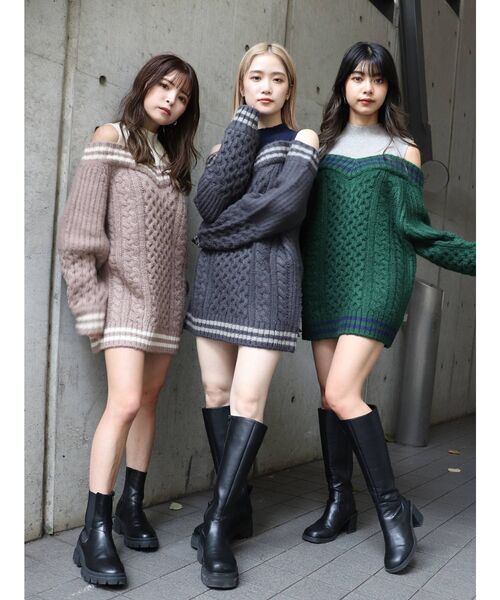 MURUA（ムルーア）の「ルーズオフショルダーニットワンピース（ワンピース・レディース・グレー/グリーン/モカ・FREE）」の18枚目の写真