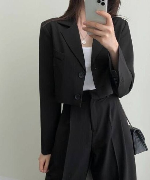 H.Warren(エイチウォーレン)の「ロングスリーブショートテーラードジャケット(テーラードジャケット・レディース・ブラック/ブラウン/アイボリー・M/L)」の22枚目の写真