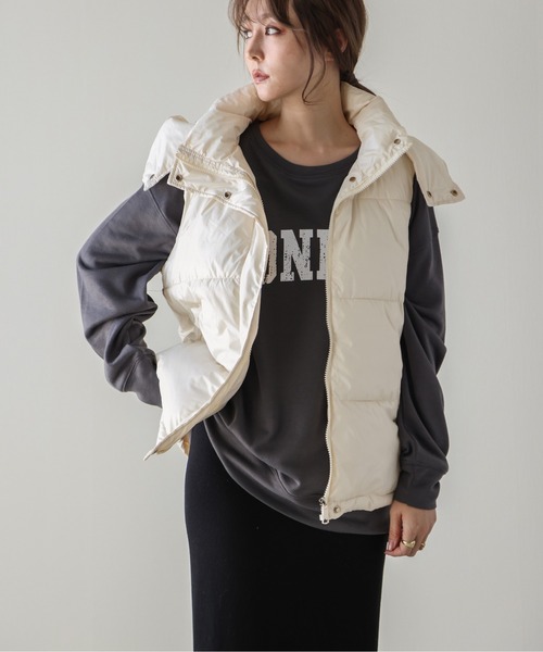 AMELY(エミリー)の「ファイバーダウンベスト(ベスト・レディース・ベージュ/ブラック/アイボリー・M/L)」の15枚目の写真