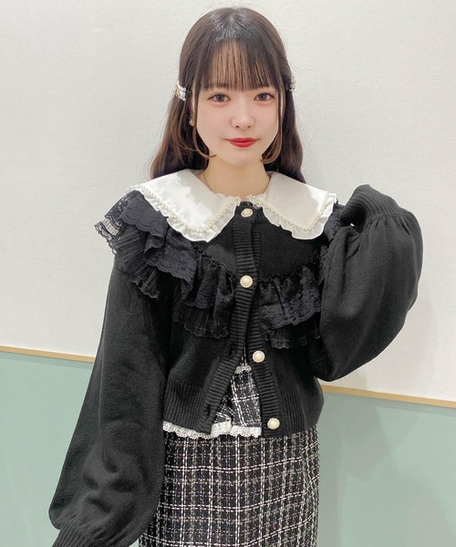 ROJITA(ロジータ)の「ビジューレースフリルニットカーデ(カーディガン/ボレロ・レディース・アイボリー/グレー/ブラック・FREE)」の3枚目の写真