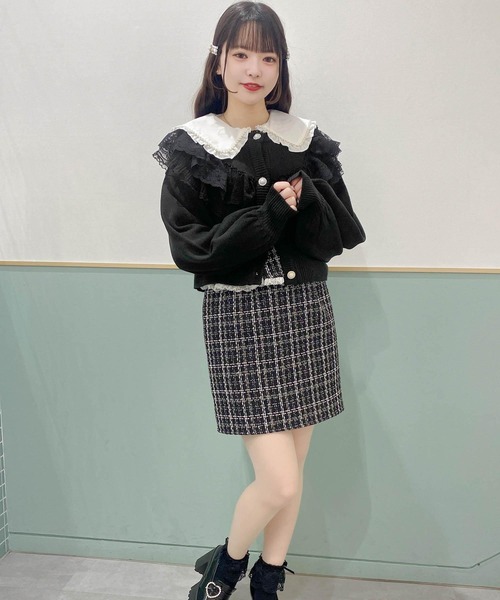 ROJITA(ロジータ)の「ビジューレースフリルニットカーデ(カーディガン/ボレロ・レディース・アイボリー/グレー/ブラック・FREE)」の9枚目の写真