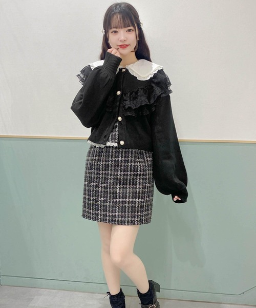 ROJITA(ロジータ)の「ビジューレースフリルニットカーデ(カーディガン/ボレロ・レディース・アイボリー/グレー/ブラック・FREE)」の10枚目の写真