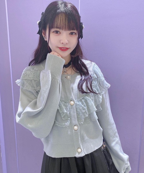 ROJITA(ロジータ)の「ビジューレースフリルニットカーデ(カーディガン/ボレロ・レディース・アイボリー/グレー/ブラック・FREE)」の13枚目の写真