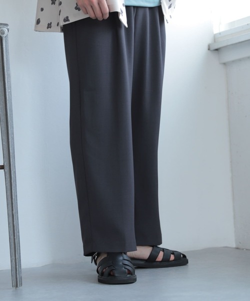 SENSE OF PLACE by URBAN RESEARCH（センスオブプレイスバイアーバンリサーチ）の「『セットアップ対応』『イージーケア』ダブルタックワイドスラックス（スラックス・メンズ・ブラック/ピンク/ライトベージュ/ブルー/オリーブ/チャコールグレー・SMALL/LARGE/MEDIUM）」の10枚目の写真