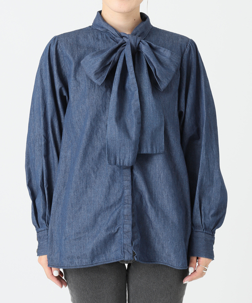 A PUPIL（アピューピル）の「別注【A PUPIL/ア ピューピル】デニムボウタイブラウス（シャツ/ブラウス・レディース・ブルー・FREE）」の10枚目の写真