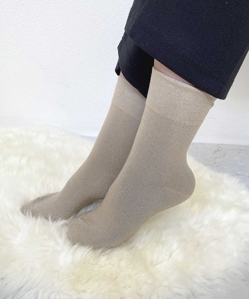 andme（アンドミー）の「ラメソックス（ソックス/靴下・レディース・ベージュ/ブラック/シルバー・23-25cm）」の5枚目の写真