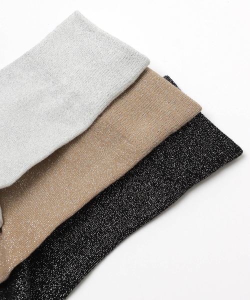 andme（アンドミー）の「ラメソックス（ソックス/靴下・レディース・ベージュ/ブラック/シルバー・23-25cm）」の20枚目の写真