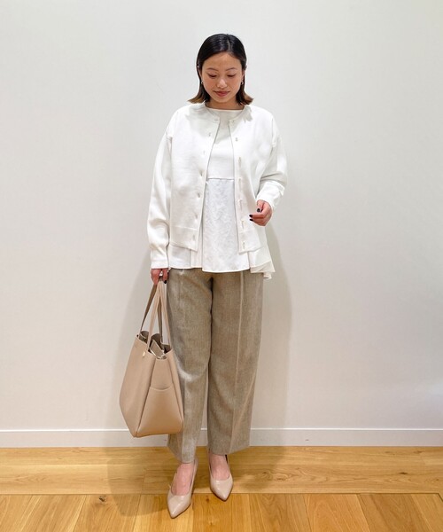 OPAQUE.CLIP（オペークドットクリップ）の「◆パール調ボタン クルーネックカーディガン（カーディガン/ボレロ・レディース・ブラック/オフホワイト・38/40）」の7枚目の写真