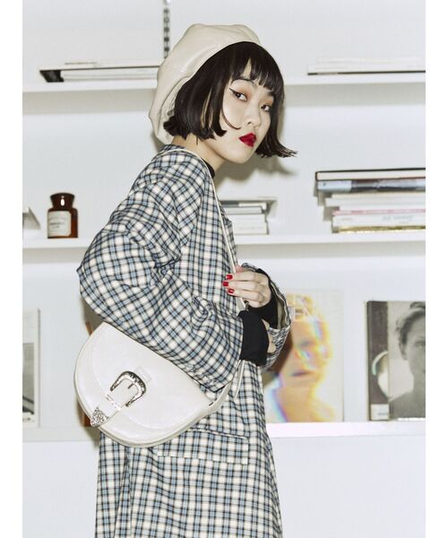 jouetie(ジュエティ)の「ラウンドミニBAG(ショルダーバッグ・レディース・ブラック/オフホワイト/ピンク・FREE)」の18枚目の写真