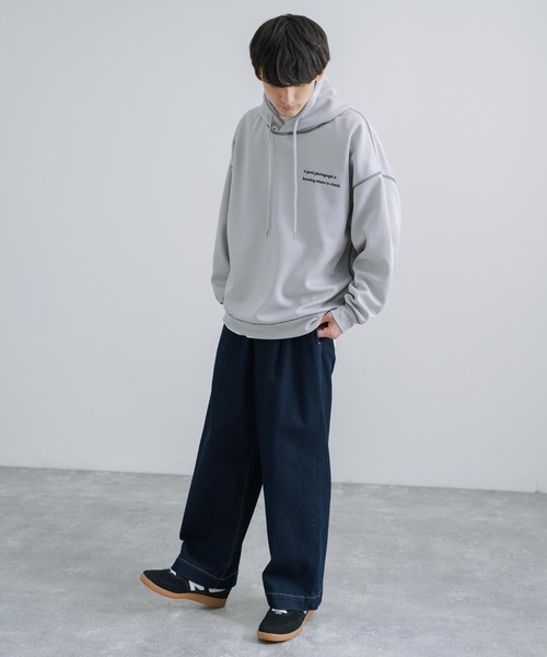Rocky Monroe(ロッキーモンロー)の「オーバーサイズ グラフィックプリントパーカー 配色ステッチ テックダンボール(パーカー・メンズ・ライトグレー/ブラック/モカ/ブルーグリーン・M/L)」の5枚目の写真