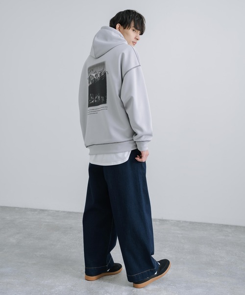 Rocky Monroe(ロッキーモンロー)の「オーバーサイズ グラフィックプリントパーカー 配色ステッチ テックダンボール(パーカー・メンズ・ライトグレー/ブラック/モカ/ブルーグリーン・M/L)」の17枚目の写真