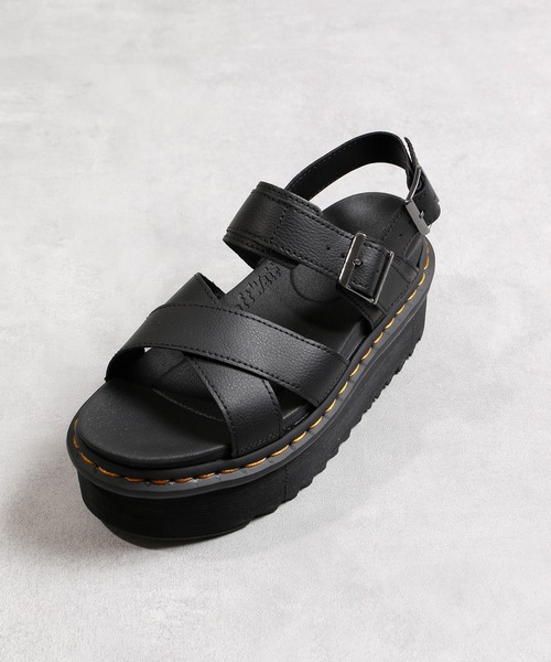 Dr. Martens ブラック クロスストラップサンダル Dr. Martens】 黒
