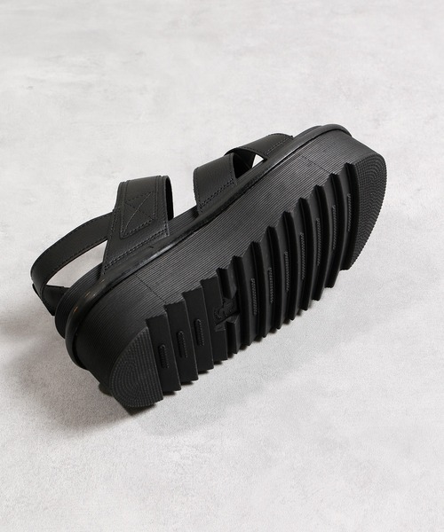 Dr. Martens(ドクターマーチン)の「Dr.Martens ドクターマーチン / Voss II Black Hydro ウェッジヒールサンダル 厚底クロスストラップサンダル / 30717100 30717001 30717329(サンダル・レディース・ブラック/ホワイト/ピンクベージュ・22cm/23cm/24cm)」の9枚目の写真