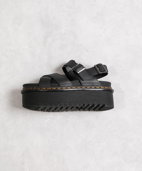 Dr. Martens(ドクターマーチン)の「Dr.Martens ドクターマーチン / Voss II Black Hydro ウェッジヒールサンダル 厚底クロスストラップサンダル / 30717100 30717001 30717329(サンダル・レディース・ブラック/ホワイト/ピンクベージュ・22cm/23cm/24cm)」の15枚目の写真