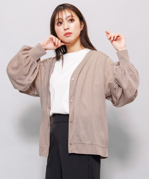 mili an deni(ミリアンデニ)の「UVパフスリーブカーディガン(カーディガン/ボレロ・レディース・ライトグリーン/ライトグレー/ホワイト/モカ/ネイビー/ベージュ/ブルー/ダークアッシュ/レモンイエロー/ダークオレンジ/チャコールグレー/アッシュグレー/アイボリー/ダークパープル/カーキ/ブルーグリーン/ブラック/ライム・L/M)」の9枚目の写真