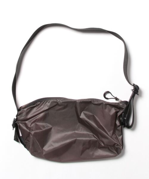 SABLE CLUTCH（セーブルクラッチ）の「TAPE SHOULDER BAG - CORDURA/SEMI CLEAR（ショルダーバッグ/コーデュラ）（ボディバッグ/ウエストポーチ・メンズ・キャメル/ブラック×ホワイト/カーキ/グレー/ブラック・ONE SIZE）」の10枚目の写真