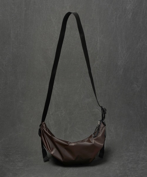 SABLE CLUTCH（セーブルクラッチ）の「TAPE SHOULDER BAG - CORDURA/SEMI CLEAR（ショルダーバッグ/コーデュラ）（ボディバッグ/ウエストポーチ・メンズ・キャメル/ブラック×ホワイト/カーキ/グレー/ブラック・ONE SIZE）」の17枚目の写真