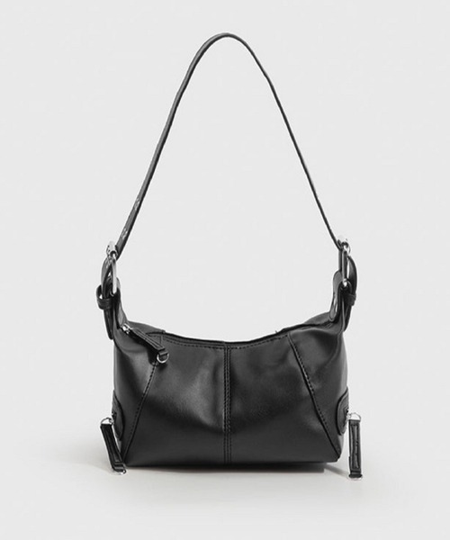 【ベルトデザインでコーデのアクセントに！】スクエアベルトショルダーレザーバッグ（ショルダーバッグ）｜Silly（シリー）