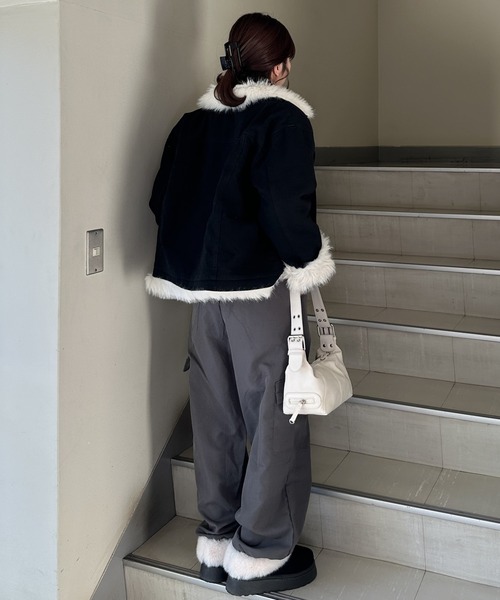 【ベルトデザインでコーデのアクセントに！】スクエアベルトショルダーレザーバッグ（ショルダーバッグ）｜Silly（シリー）