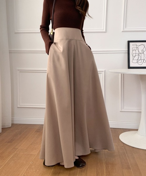 ABITOKYO（アビトーキョー）の「ハイウエストマキシ丈フレアロング