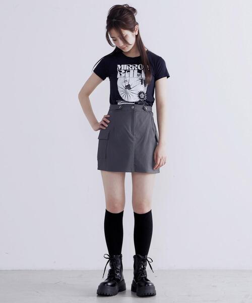 Figments(フィグメンツ)の「カーゴミニスカート(スカート・レディース・グレー/ブラック・FREE)」の19枚目の写真